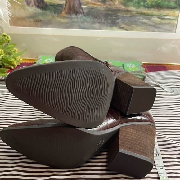 Naturalizer Heel boot - Picture 9 of 11